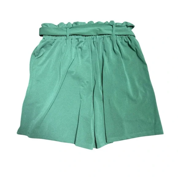 LulaRoe women’s size extra small green skort with belt and side pockets. - Picture 6 of 6